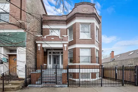 2405 S Troy St, Chicago, IL 60623