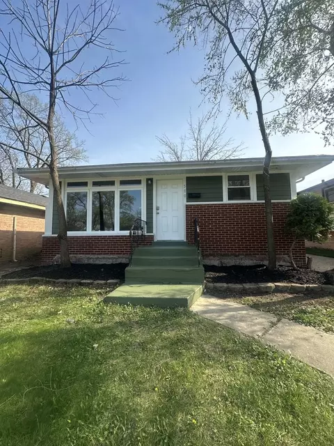580 W 16th St, Chicago Heights, IL 60411
