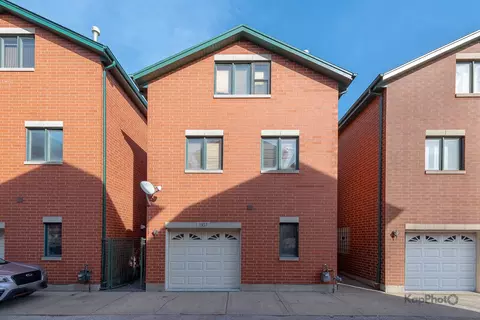1937 S Louie Pkwy, Chicago, IL 60616