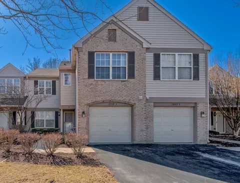 1939 Heron Ave #B, Schaumburg, IL 60193