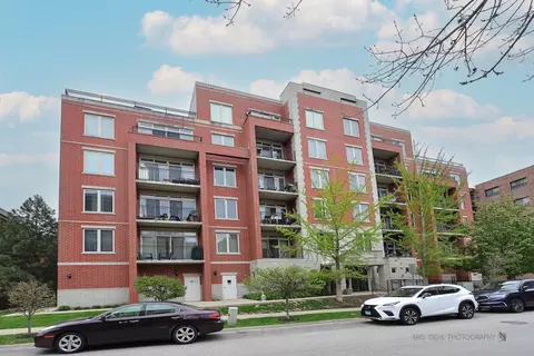 1670 Mill St #301, Des Plaines, IL 60016