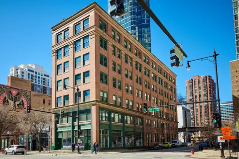 900 S Wabash Ave #203, Chicago, IL 60605