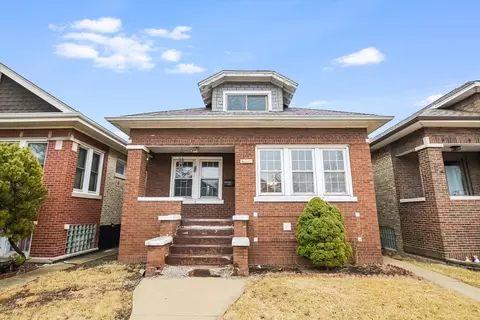 1445 East Ave, Berwyn, IL 60402
