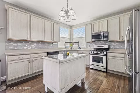 24301 W Bristol Ave, Plainfield, IL 60585 photo 4