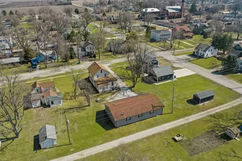 716 Locust St, Minonk, IL 61760 photo 39
