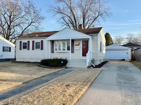 2237 Marshall Pkwy, Waukegan, IL 60085
