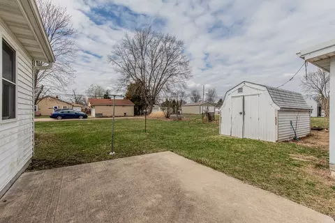 Exterior - 124 E 4th St, Wyanet, IL 61379 photo 3 of 4
