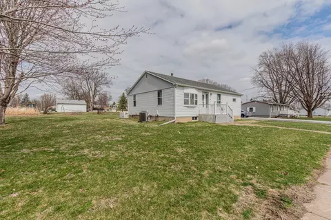 Exterior - 124 E 4th St, Wyanet, IL 61379 photo 1 of 4