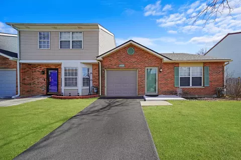 1459 Oxford St #1459, Carol Stream, IL 60188