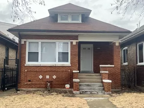 5514 W Potomac Ave, Chicago, IL 60651