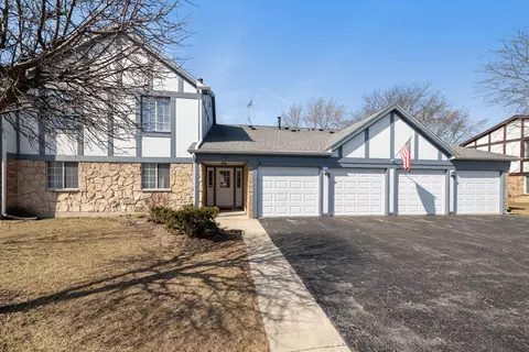1236 Williamsport Dr #2, Westmont, IL 60559