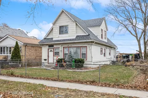 2713 S 58th Ct, Cicero, IL 60804