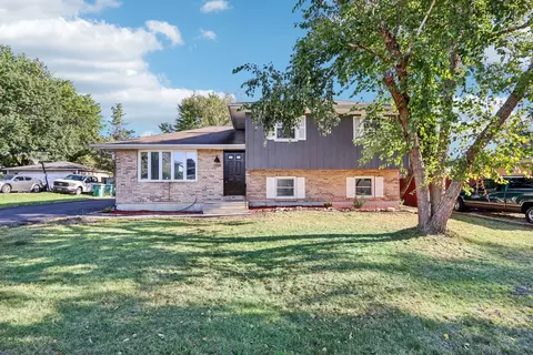3705 Terrance Ferry Dr, Joliet, IL 60431