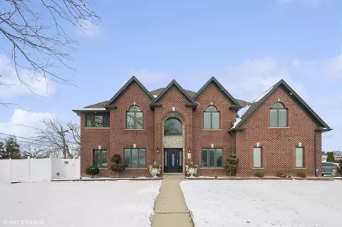526 N Willow Rd, Elmhurst, IL 60126 photo 1