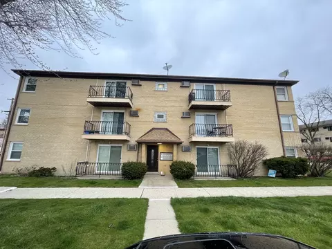 2618 N 72nd Ct #1, Elmwood Park, IL 60707