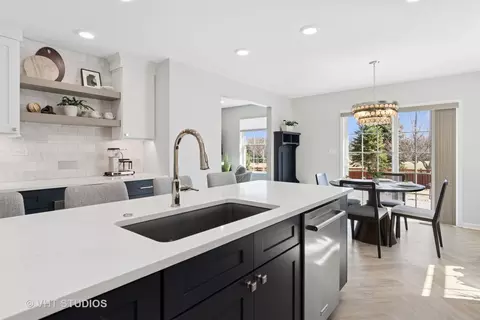Kitchen - 13423 Summergrove Dr, Plainfield, IL 60585 photo 3 of 7