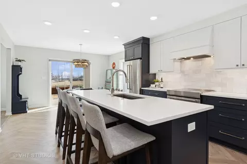 Kitchen - 13423 Summergrove Dr, Plainfield, IL 60585 photo 4 of 7