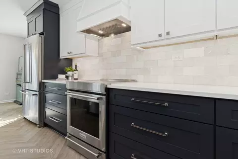 Kitchen - 13423 Summergrove Dr, Plainfield, IL 60585 photo 6 of 7