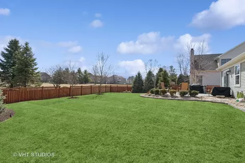 Exterior - 13423 Summergrove Dr, Plainfield, IL 60585 photo 4 of 11