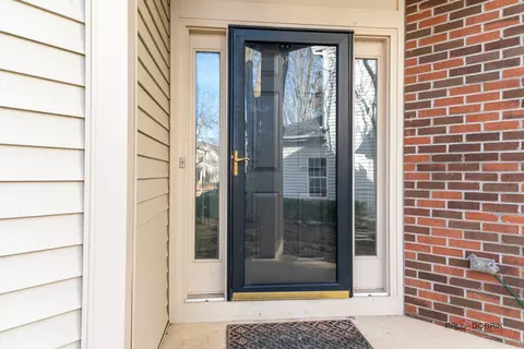 12550 Meadow Cir, Lake Bluff, IL 60044 photo 3