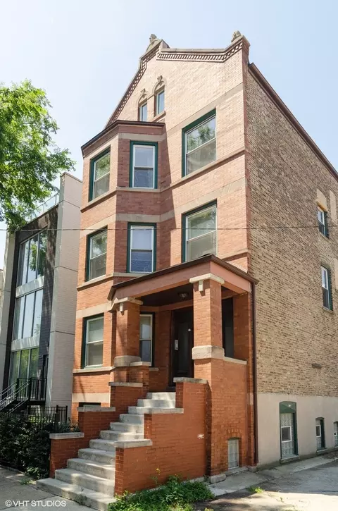 2228 N Seeley Ave #2, Chicago, IL 60647