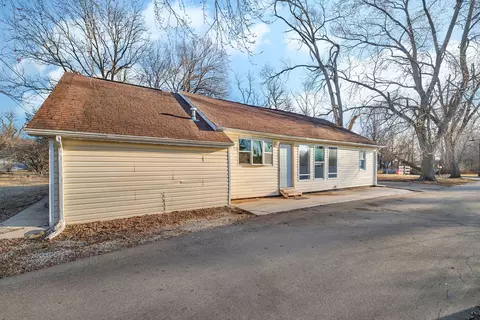 Other - 2021 Post St, Ottawa, IL 61350 photo 2 of 5