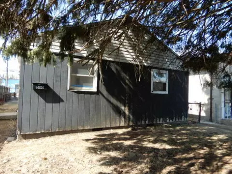 14034 S Saginaw Ave, Burnham, IL 60633