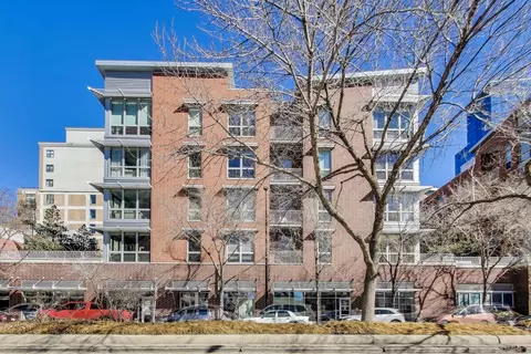 2025 S Indiana Ave #201, Chicago, IL 60616