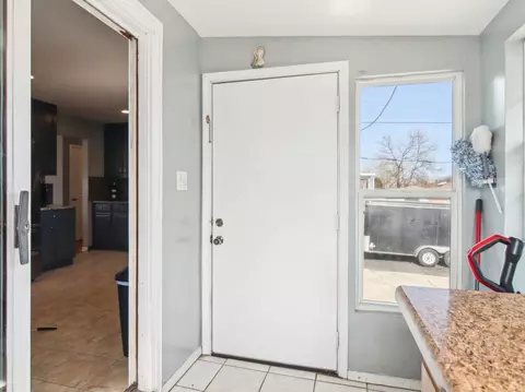 Entry Way - 415 S Cherry Hill Ct, Addison, IL 60101 photo 1 of 1