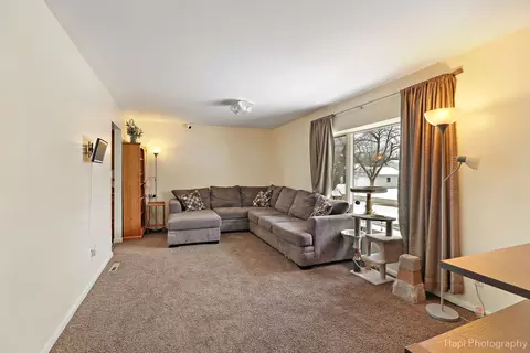 Living - 4316 Clearview Dr, Mchenry, IL 60050 photo 1 of 1