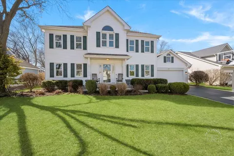 340 Southampton Dr, Geneva, IL 60134