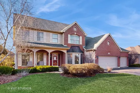 620 Bluestem Ln, Algonquin, IL 60102 photo 3