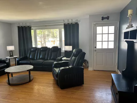 Other - 9 Woodview Ln, Algonquin, IL 60102 photo 1 of 5