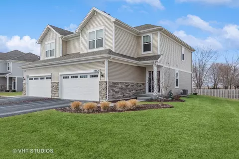 Exterior - 25620 W Springview Dr, Plainfield, IL 60586 photo 2 of 5