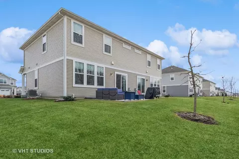 Exterior - 25620 W Springview Dr, Plainfield, IL 60586 photo 5 of 5