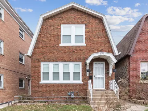 2054 120th St, Blue Island, IL 60406