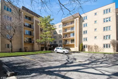 6460 W Belle Plaine Ave #502, Chicago, IL 60634