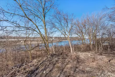 303 Dwight St, Elgin, IL 60120 photo 23