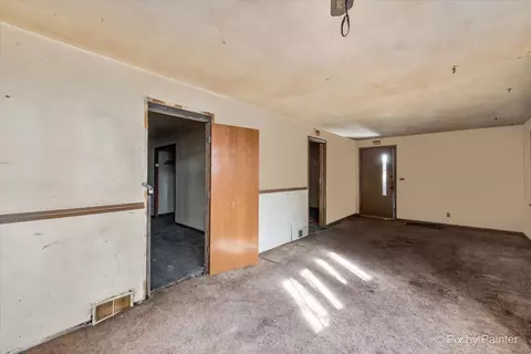 303 Dwight St, Elgin, IL 60120 photo 6