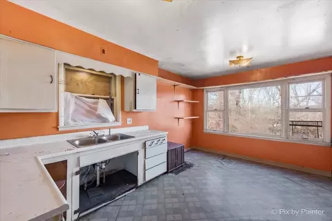 303 Dwight St, Elgin, IL 60120 photo 11