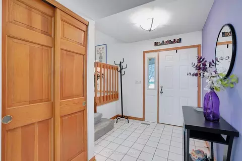 Entry Way - 360 Cimarron Ct, Aurora, IL 60504 photo 1 of 1