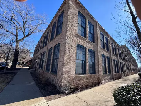 5235 N Ravenswood Ave #37, Chicago, IL 60640