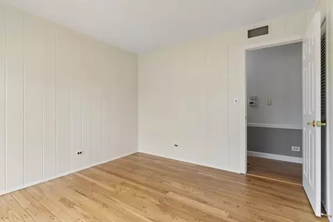 Bedroom - 1107 Aurora Way, Wheaton, IL 60189 photo 6 of 7