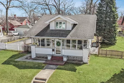 34 E Custer St, Lemont, IL 60439 photo 3