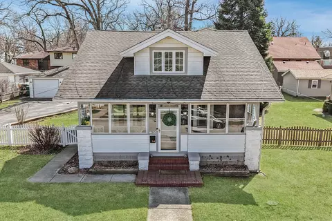 34 E Custer St, Lemont, IL 60439