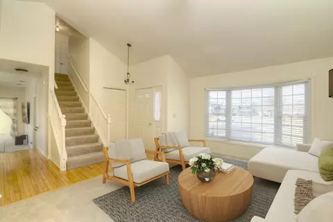 Living - 969 Trailside Ln, Bartlett, IL 60103 photo 4 of 9