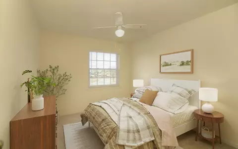 Bedroom - 969 Trailside Ln, Bartlett, IL 60103 photo 6 of 11