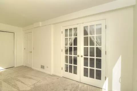 Bedroom - 969 Trailside Ln, Bartlett, IL 60103 photo 1 of 11