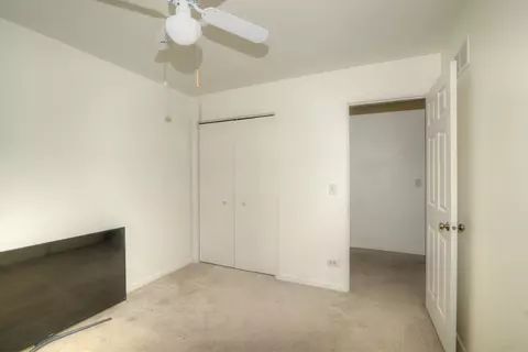 Bedroom - 969 Trailside Ln, Bartlett, IL 60103 photo 9 of 11