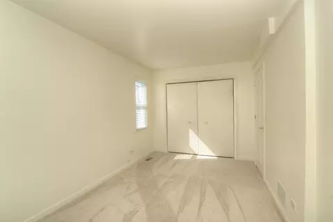 Bedroom - 969 Trailside Ln, Bartlett, IL 60103 photo 3 of 11
